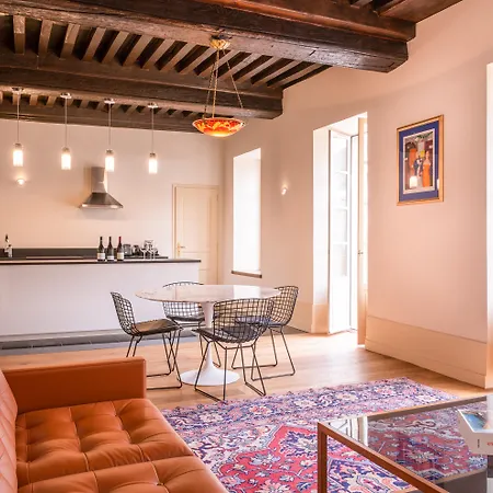L'hôtel Hotel 5*