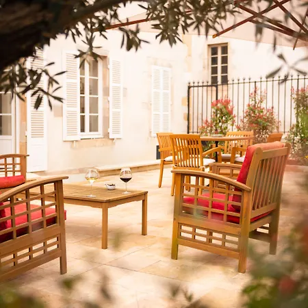 L'hotel Hotell 5*