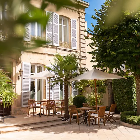 L'hotel Hotell