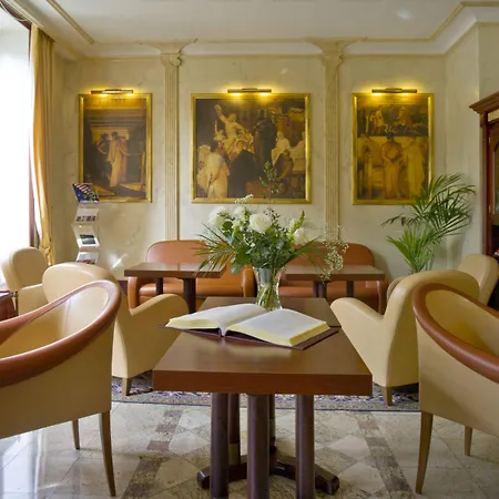 L'hotel 5* Бон
