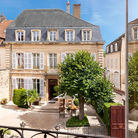 L'hotel 5* Beaune (Cote d'Or)
