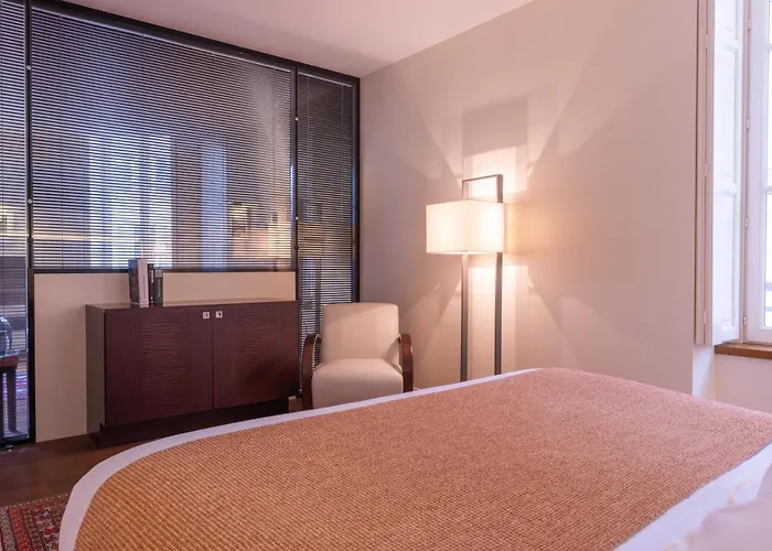 Готель L'hotel