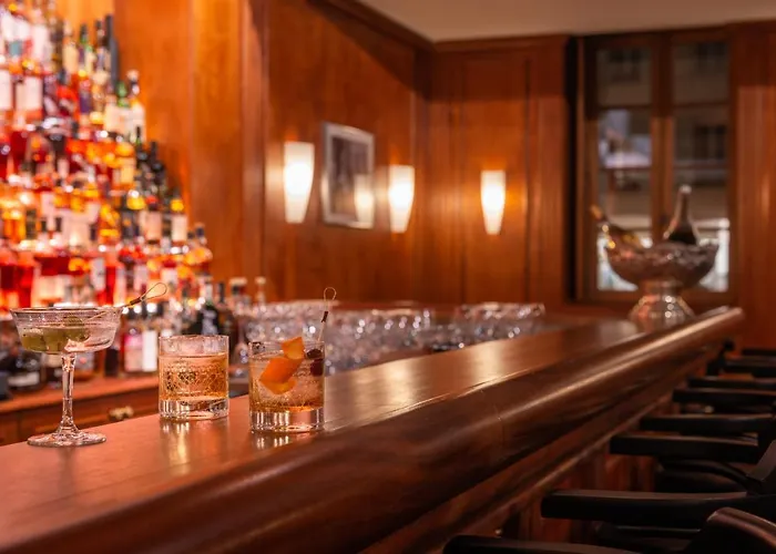 Готель L'hotel Бон