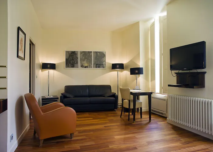 Готель L'hotel 5*