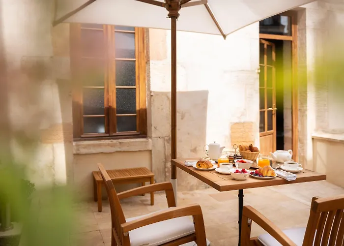 מלון L'hotel ביון